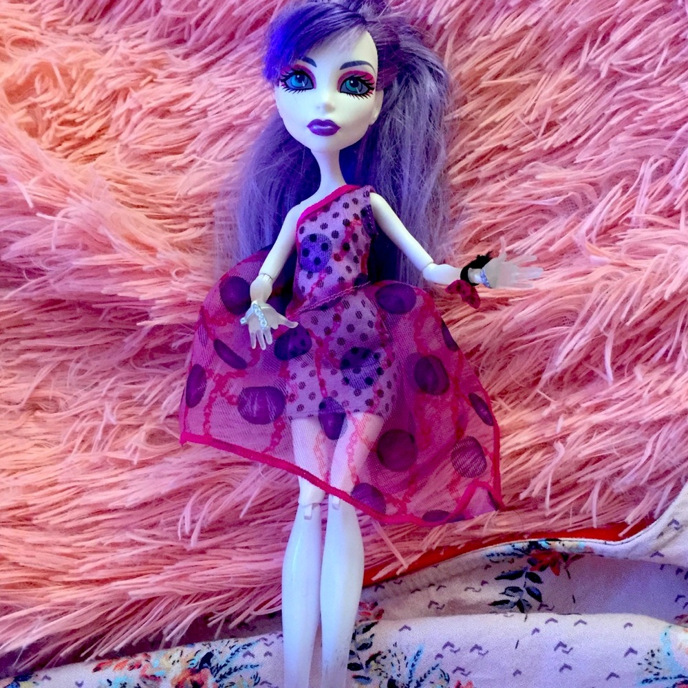 COPY - Monster high doll